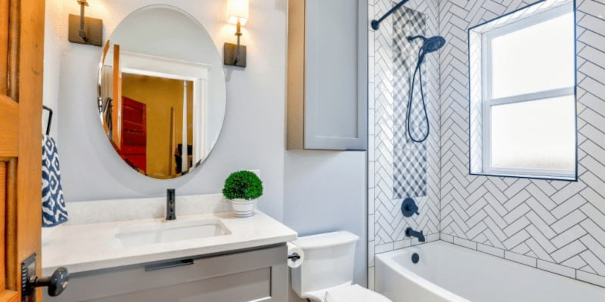 How to Declutter Your Bathroom